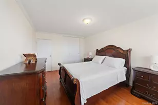 1874 Pelham Pkwy S, Bronx, NY 10461 - Photo 11