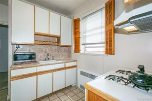 77-15 113 St, Forest Hills, NY 11375 - Photo 17