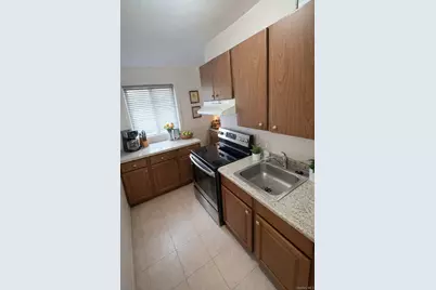 2453 B Union Boulevard #15A, Islip, NY 11751 - Photo 11