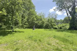 8 Marie Rd, Highland, NY 12528 - Photo 13