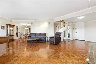 100 Hilton Ave, Garden City, NY 11530 - Photo 5