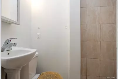 299 Sickles Avenue, New Rochelle, NY 10801 - Photo 19