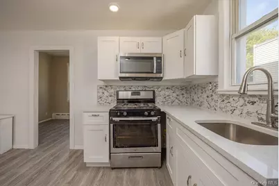 299 Sickles Avenue, New Rochelle, NY 10801 - Photo 21