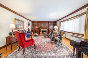 25 Atkinson Rd, Rockville Centre, NY 11570 - Photo 7