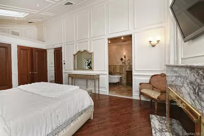 87-07 158th Avenue, Howard Beach, NY 11414 - Photo 19