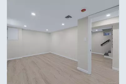 36 S 5th Avenue, Brentwood, NY 11717 - Photo 17