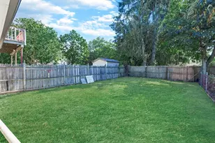 36 S 5th Ave, Brentwood, NY 11717 - Photo 23