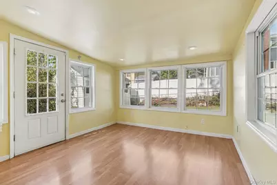 187 N Huron Street, Ronkonkoma, NY 11779 - Photo 11