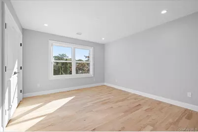 2282 Sycamore Place, Merrick, NY 11566 - Photo 17