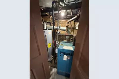 10416 124th Street, Richmond Hill, NY 11419 - Photo 11