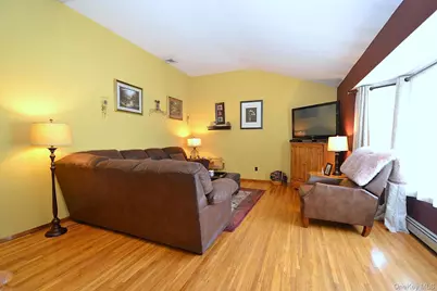 11 Barkley Lane, Nesconset, NY 11767 - Photo 13