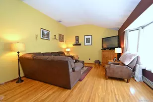 11 Barkley Ln, Nesconset, NY 11767 - Photo 13