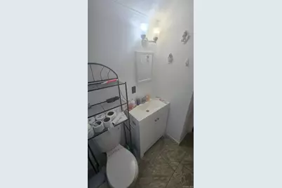 31 Perry Street, Brentwood, NY 11717 - Photo 15