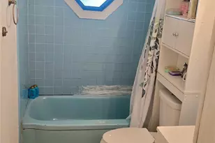 31 Perry St, Brentwood, NY 11717 - Photo 7