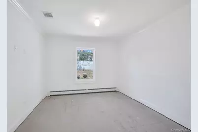 33 Rosemont Avenue, Farmingville, NY 11738 - Photo 19