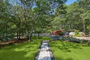 70 Straight Path, Southampton, NY 11968 - Photo 3