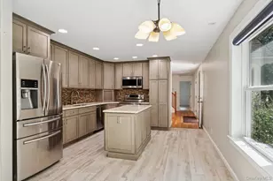 70 Straight Path, Southampton, NY 11968 - Photo 11