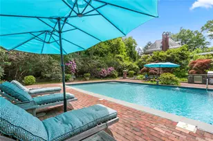 88 Wheatley Rd, Old Westbury, NY 11568 - Photo 37