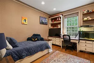 88 Wheatley Rd, Old Westbury, NY 11568 - Photo 29