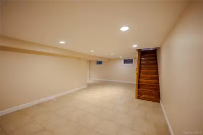 99 Durland Road, Lynbrook, NY 11563 - Photo 17