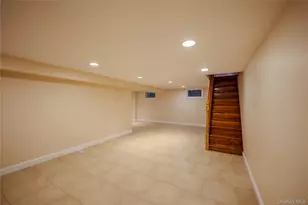 99 Durland Rd, Lynbrook, NY 11563 - Photo 17