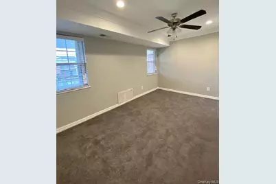 40 Westwood Drive #49, Westbury, NY 11590 - Photo 11