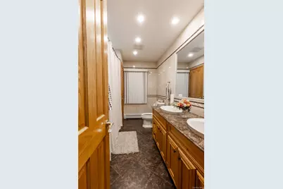 3370 Jason Court, Bellmore, NY 11710 - Photo 29