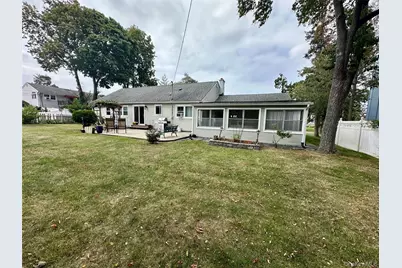 406 Moriches Road, Saint James, NY 11780 - Photo 23