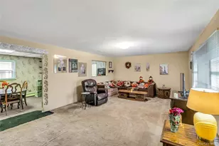 769 Meadow Rd, Smithtown, NY 11787 - Photo 7