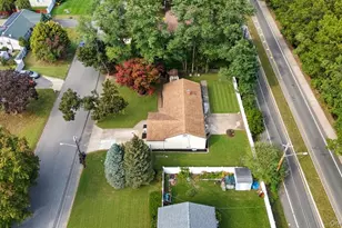 87 Bellwood Ave, South Setauket, NY 11720 - Photo 3