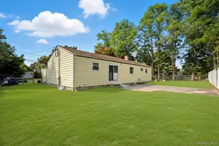 87 Bellwood Ave, South Setauket, NY 11720 - Photo 5