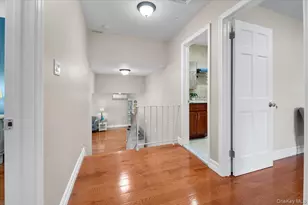 21 Mellow Ln, Jericho, NY 11753 - Photo 19