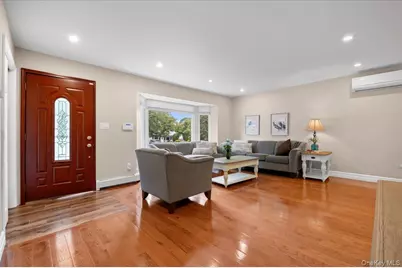 21 Mellow Lane, Jericho, NY 11753 - Photo 3