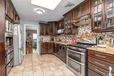 80 Rosalie Court, East Meadow, NY 11554 - Photo 7