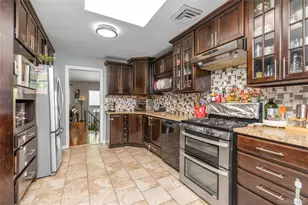 80 Rosalie Ct, East Meadow, NY 11554 - Photo 7