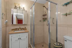 80 Rosalie Ct, East Meadow, NY 11554 - Photo 17