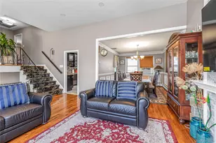 80 Rosalie Ct, East Meadow, NY 11554 - Photo 5