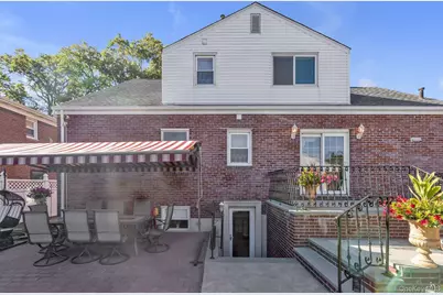 15421 Bayside Avenue, Flushing, NY 11354 - Photo 5