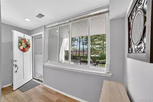 1504 Fox Glen Dr, Hartsdale, NY 10530 - Photo 3