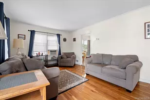 5 Totten St, Bethpage, NY 11714 - Photo 3