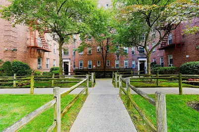 786 Bronx River #B56, Bronxville, NY 10708 - Photo 1