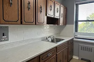 91-10 32nd Ave, Jackson Heights, NY 11369 - Photo 7