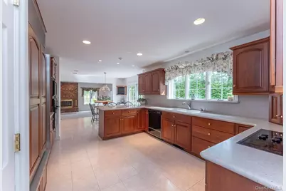 25 Alison Court, Kingston, NY 12401 - Photo 17