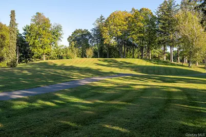 54 Bennett Common, Millbrook, NY 12545 - Photo 21