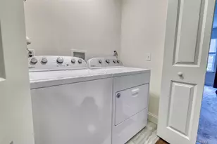 807 Fairway Ct, New Windsor, NY 12553 - Photo 13