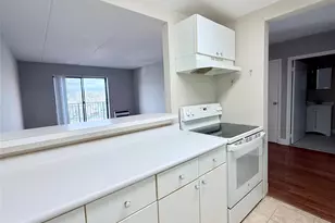 132 W Boston Post Rd, Mamaroneck, NY 10543 - Photo 31