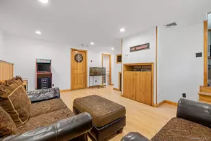 34 21st St, Jericho, NY 11753 - Photo 23