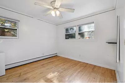 34 21st Street, Jericho, NY 11753 - Photo 17