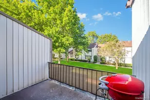 63 Richmond Blvd, Ronkonkoma, NY 11779 - Photo 21