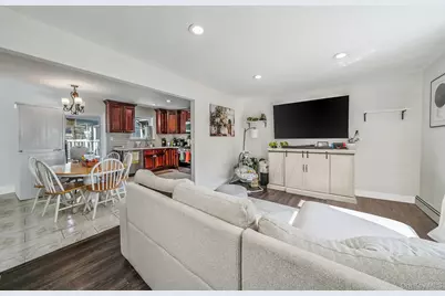 6-8 Clime Court, Saint James, NY 11780 - Photo 37